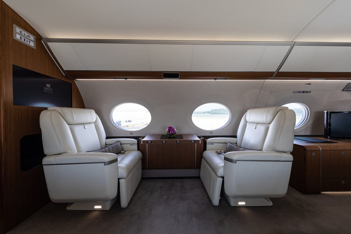Jet Sharing кресло в бизнес-джете